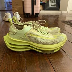 Nike air Zoom alpha fly woman’s size 7.5